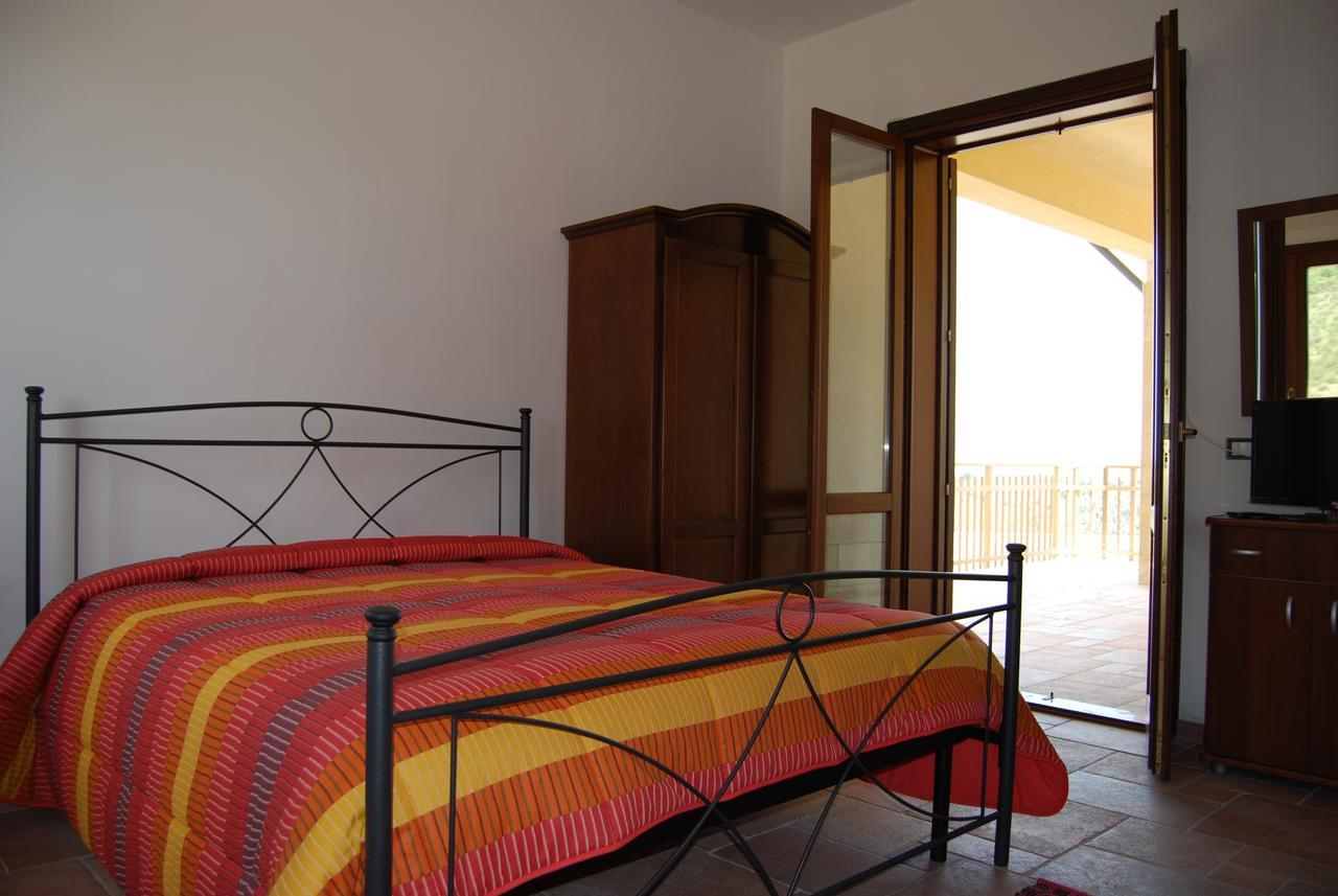 Bed and Breakfast In Sicilia Da Ciro Vita Exterior foto