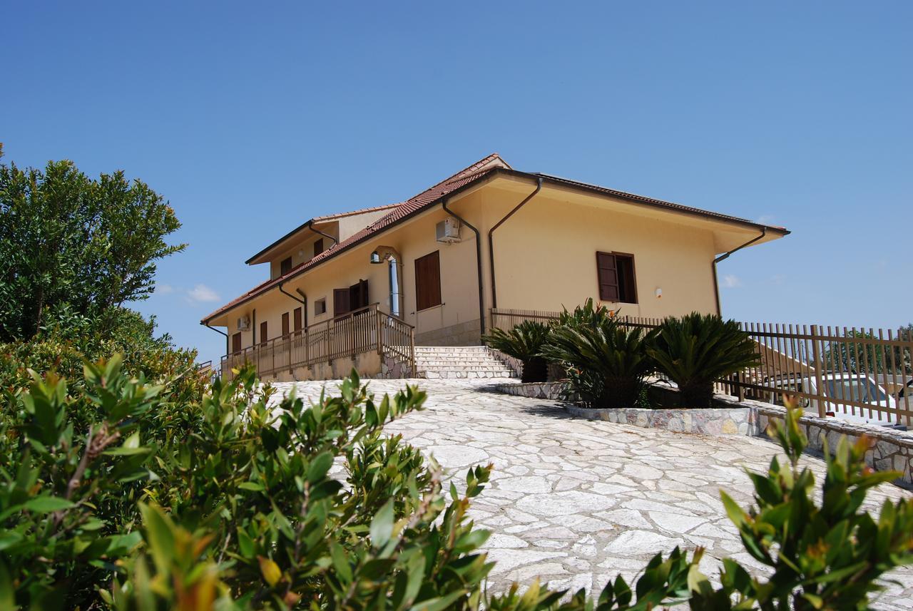 Bed and Breakfast In Sicilia Da Ciro Vita Exterior foto