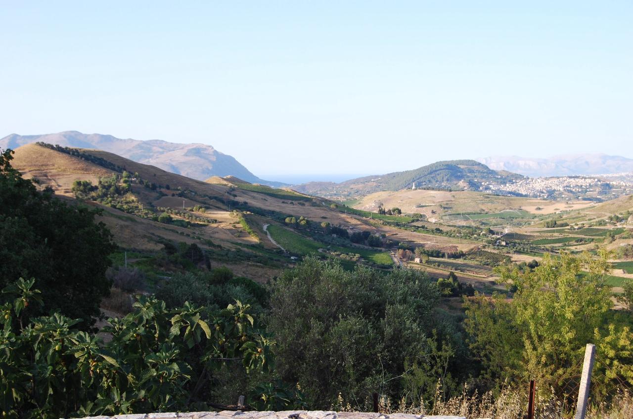 Bed and Breakfast In Sicilia Da Ciro Vita Exterior foto